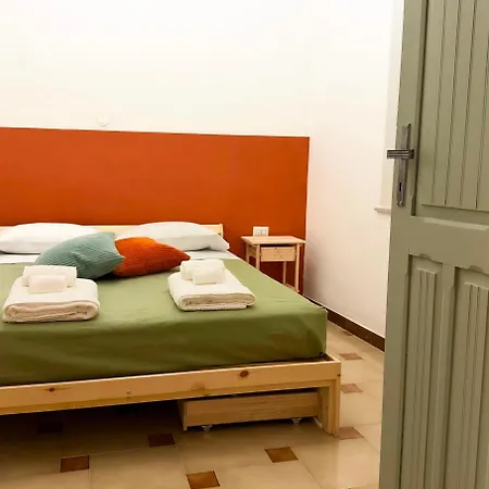 Dimora Aurora - Between And The Sea Holiday home *